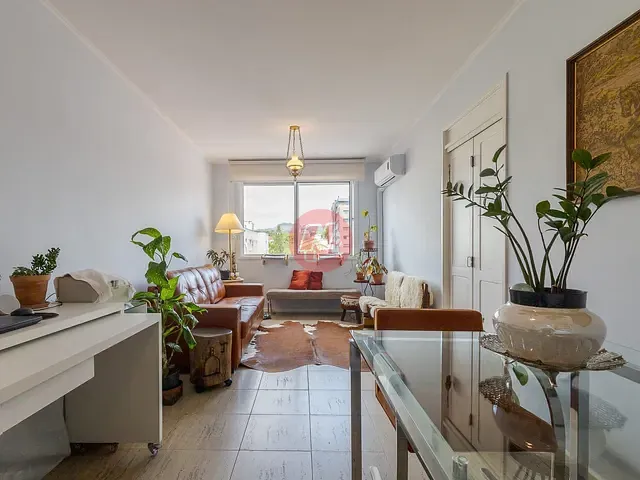 Apartamento com 83m² 2 quartos e 1 banheiro, à venda, no bairro Cristal em Porto Alegre
