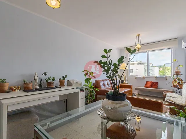 Apartamento com 83m² 2 quartos e 1 banheiro, à venda, no bairro Cristal em Porto Alegre