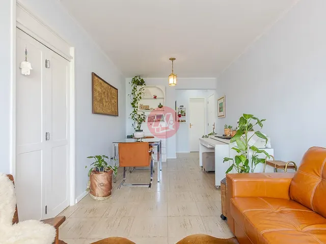 Apartamento com 83m² 2 quartos e 1 banheiro, à venda, no bairro Cristal em Porto Alegre