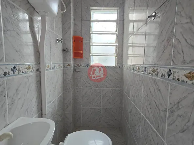 Apartamento com 95m² 3 quartos e 2 banheiros, à venda ou para alugar, no bairro Centro Histórico em Porto Alegre