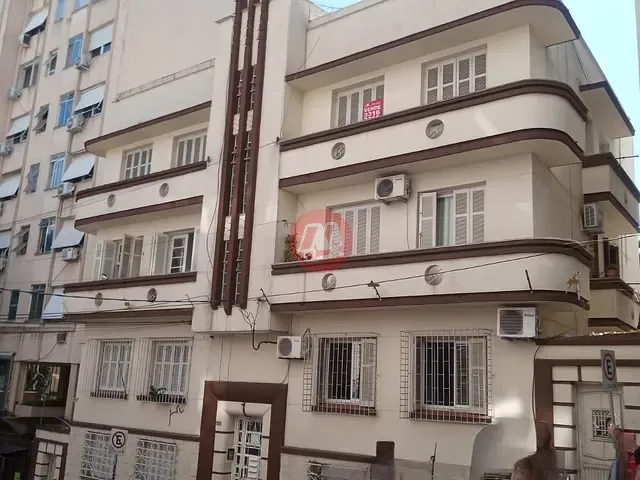 Apartamento com 95m² 3 quartos e 2 banheiros, à venda, no bairro Centro Histórico em Porto Alegre