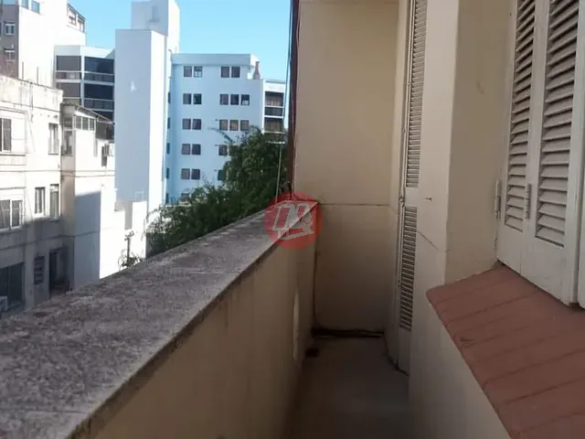 Apartamento com 95m² 3 quartos e 2 banheiros, à venda, no bairro Centro Histórico em Porto Alegre