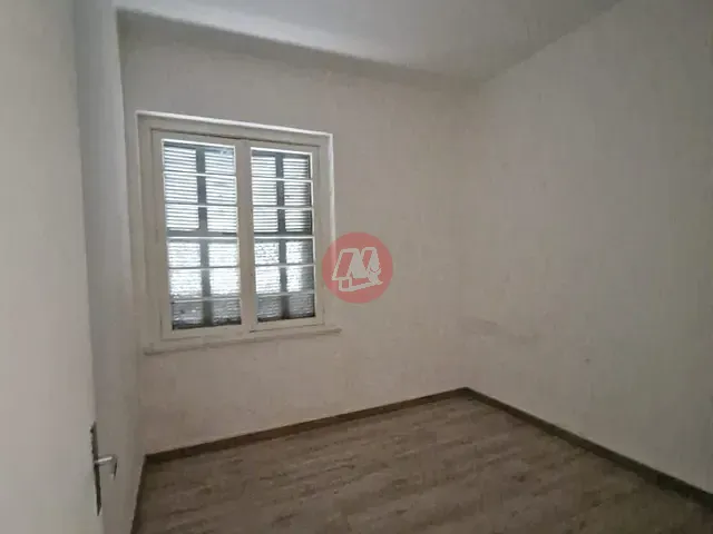 Apartamento 3 quartos e 1 banheiro, para alugar, no bairro Centro Histórico em Porto Alegre