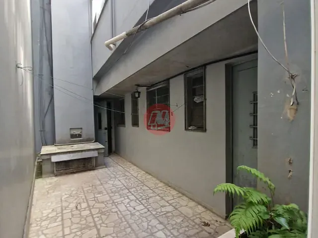 Apartamento 3 quartos e 1 banheiro, para alugar, no bairro Centro Histórico em Porto Alegre