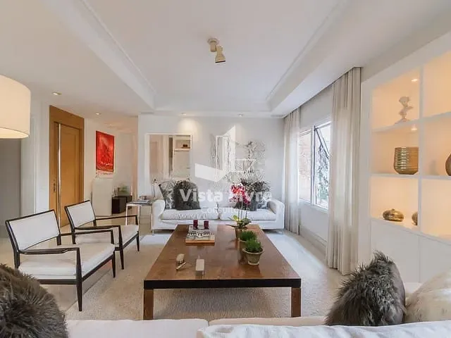 Apartamento com 243m² 3 quartos e 4 banheiros, à venda, no bairro Vila Uberabinha em São Paulo