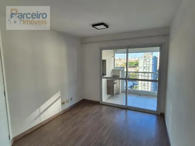 Apartamento 3 quartos e 2 banheiros, para alugar, no bairro Mooca em São Paulo