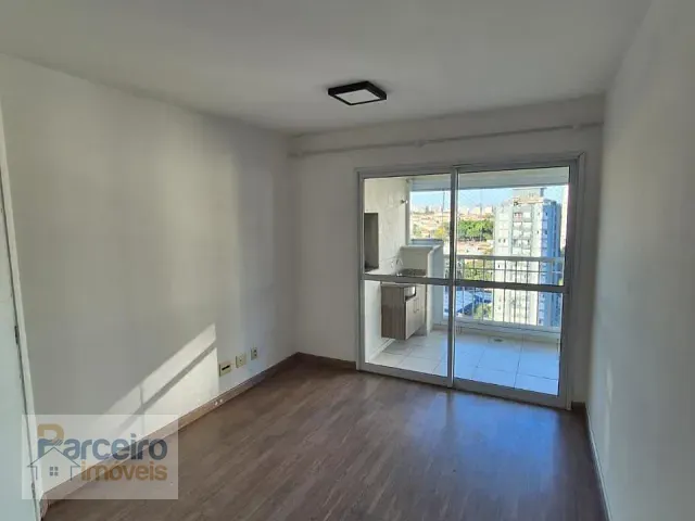 Apartamento 3 quartos e 2 banheiros, para alugar, no bairro Mooca em São Paulo