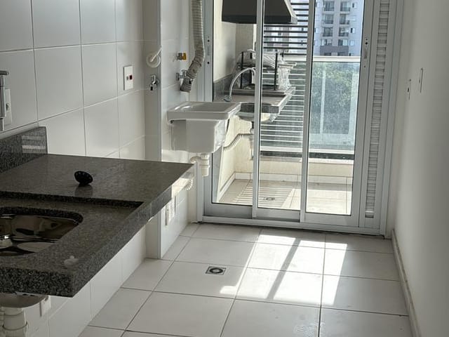 Apartamento com 65m² 3 quartos e 1 banheiro, à venda, no bairro Rochdale em Osasco