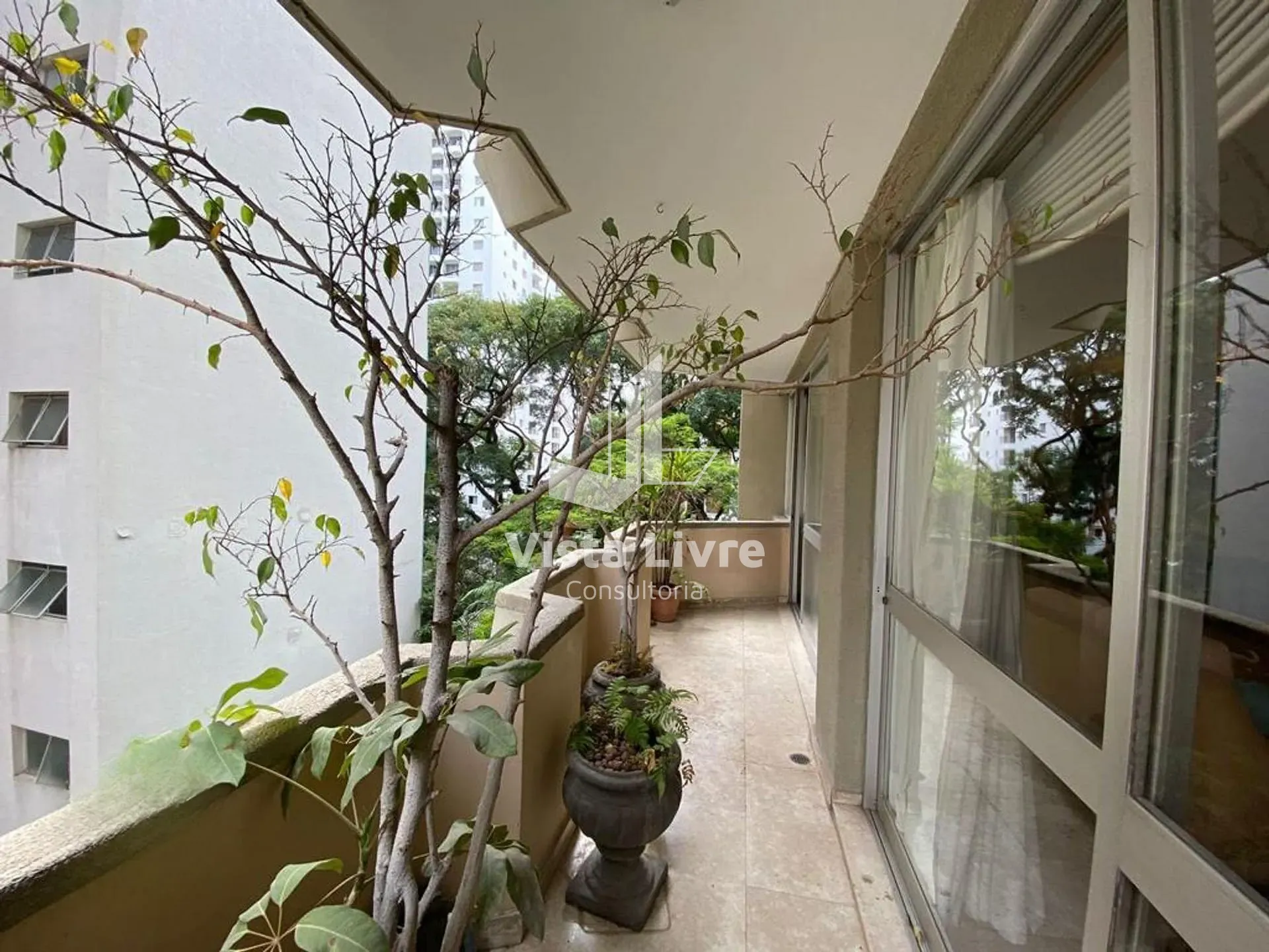 Apartamento, 3 quartos, 189 m² - Foto 2