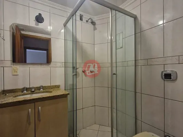 Apartamento 2 quartos e 1 banheiro, para alugar, no bairro Petrópolis em Porto Alegre