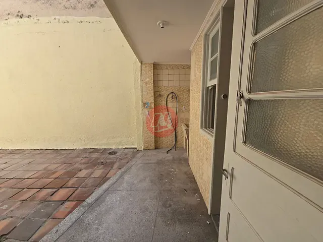 Apartamento com 120m² 2 quartos e 3 banheiros, para alugar, no bairro Santa Cecília em Porto Alegre