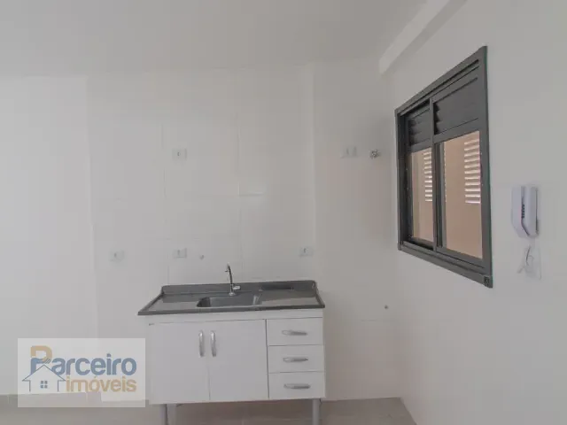 Apartamento 1 quarto e 1 banheiro, à venda ou para alugar, no bairro Parque São Lucas em São Paulo