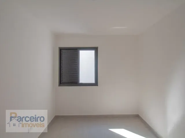 Apartamento 1 quarto e 1 banheiro, à venda ou para alugar, no bairro Parque São Lucas em São Paulo