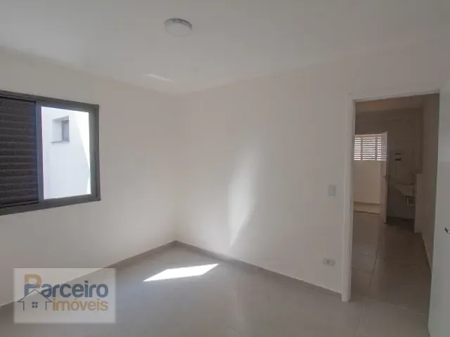 Apartamento 1 quarto e 1 banheiro, à venda ou para alugar, no bairro Parque São Lucas em São Paulo