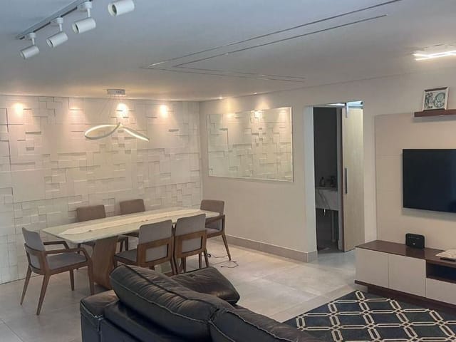 Apartamento 3 quartos e 3 banheiros, à venda, no bairro Cidade São Francisco em São Paulo
