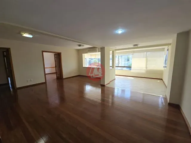 Apartamento 3 quartos e 3 banheiros, para alugar, no bairro Rio Branco em Porto Alegre