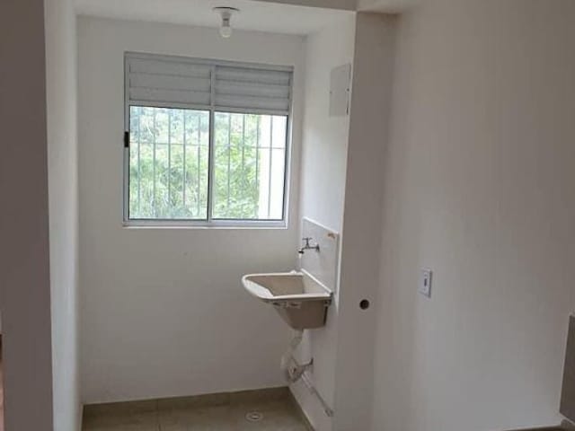 Apartamento 2 quartos e 1 banheiro, à venda, no bairro Parque Rincão em Cotia