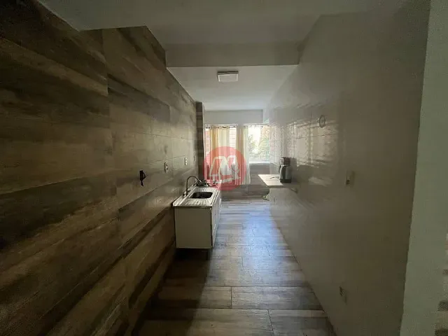 Apartamento com 70m² 1 quarto e 1 banheiro, à venda, no bairro Floresta em Porto Alegre