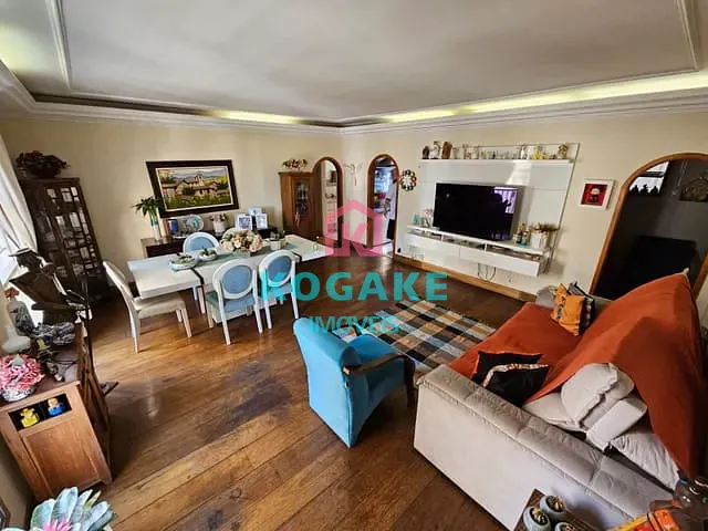 Apartamento 3 quartos e 2 banheiros, à venda, no bairro Vila Adyana em São José dos Campos