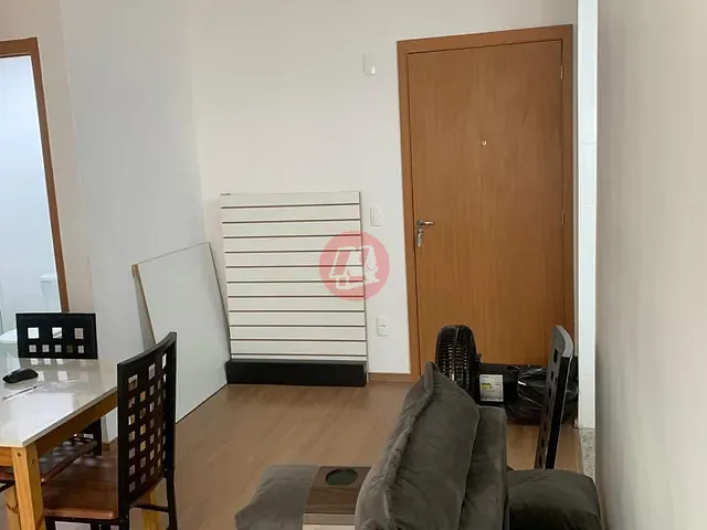 Apartamento com 50m² 2 quartos e 1 banheiro, à venda ou para alugar, no bairro Costa e Silva em Porto Alegre