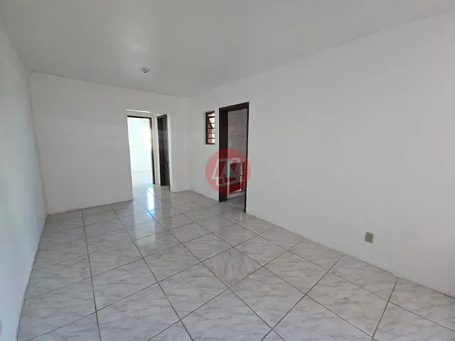 Apartamento 2 quartos e 1 banheiro, para alugar, no bairro Medianeira em Porto Alegre