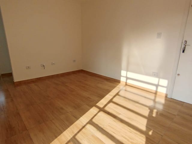 Apartamento 2 quartos e 1 banheiro, à venda, no bairro São Pedro em Osasco