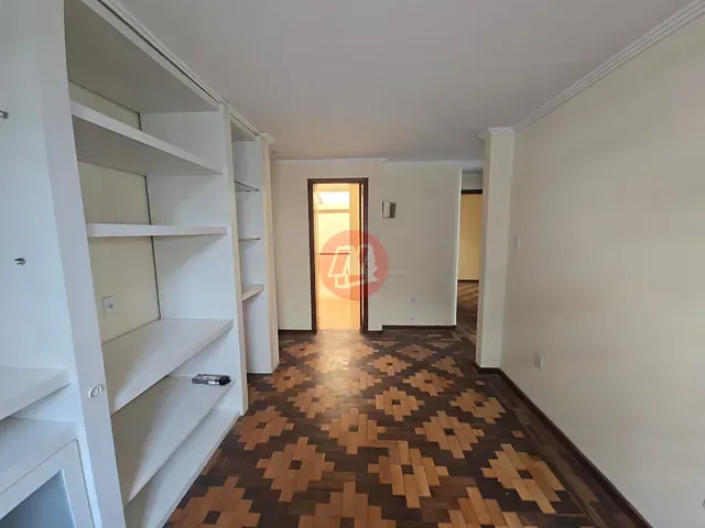 Apartamento 2 quartos e 1 banheiro, para alugar, no bairro Auxiliadora em Porto Alegre