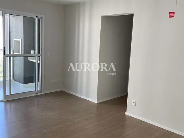 Apartamento 3 quartos e 2 banheiros, à venda, no bairro Vitória em Londrina