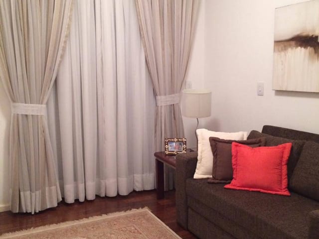Apartamento com 240m² 4 quartos e 6 banheiros, à venda, no bairro Vila Andrade em São Paulo