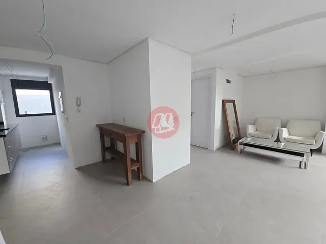 Apartamento 2 quartos e 2 banheiros, para alugar, no bairro Independência em Porto Alegre