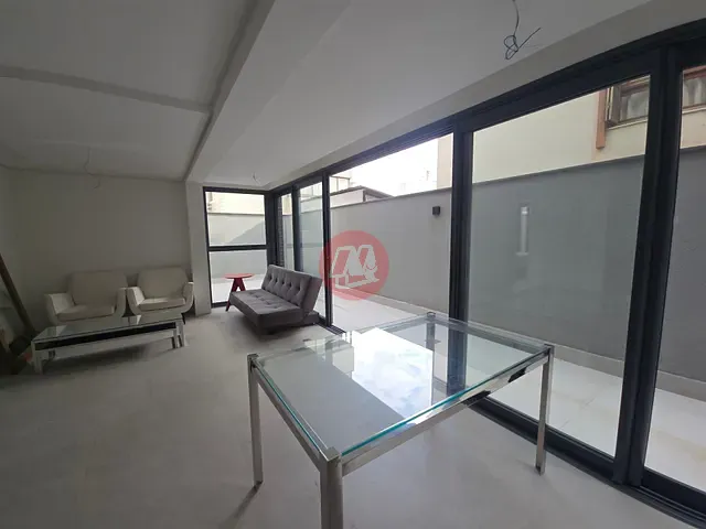 Apartamento 2 quartos e 2 banheiros, para alugar, no bairro Independência em Porto Alegre