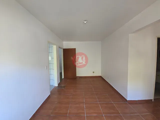 Apartamento 3 quartos e 1 banheiro, para alugar, no bairro Camaquã em Porto Alegre