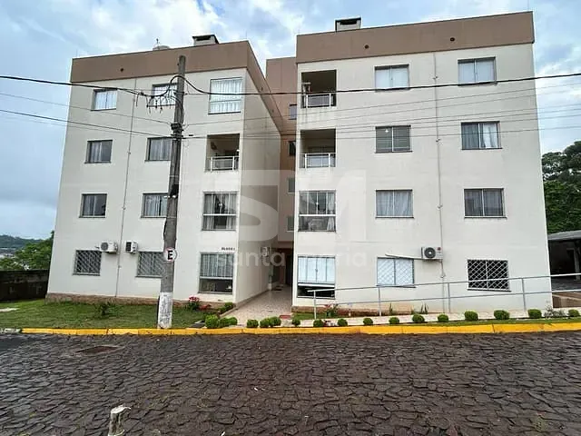 Apartamento com 90m² 3 quartos e 1 banheiro, à venda, no bairro Universitário em Chapecó