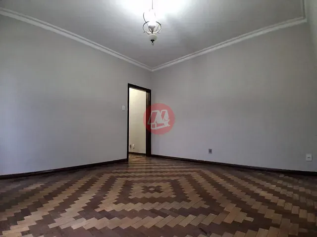 Apartamento com 110m² 3 quartos e 2 banheiros, à venda, no bairro Rio Branco em Porto Alegre
