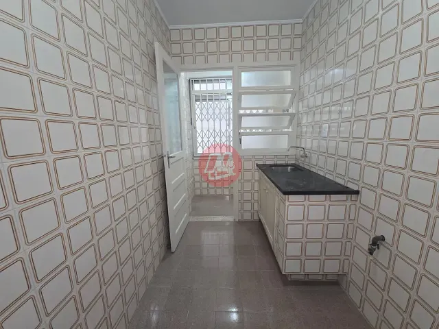 Apartamento 1 quarto e 1 banheiro, para alugar, no bairro Floresta em Porto Alegre
