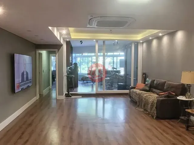 Apartamento com 170m² 3 quartos e 3 banheiros, à venda ou para alugar, no bairro Moinhos de Vento em Porto Alegre