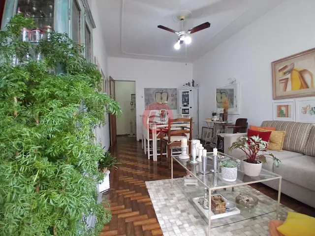 Apartamento com 105m² 3 quartos e 1 banheiro, à venda, no bairro Santana em Porto Alegre
