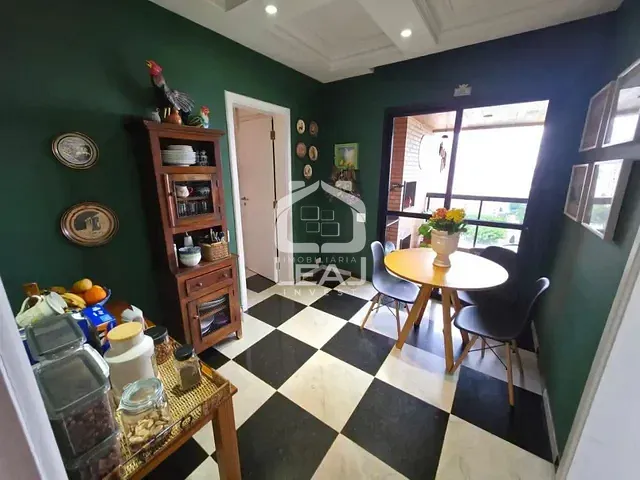 Apartamento com 277m² 4 quartos e 6 banheiros, à venda, no bairro Vila Mariana em São Paulo