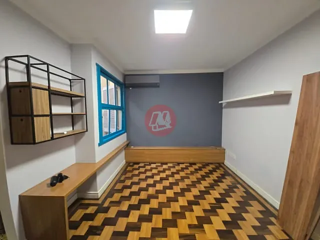 Apartamento 2 quartos e 1 banheiro, para alugar, no bairro Bom Fim em Porto Alegre