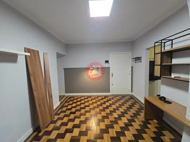 Apartamento 2 quartos e 1 banheiro, para alugar, no bairro Bom Fim em Porto Alegre