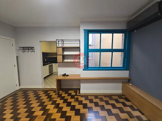 Apartamento 2 quartos e 1 banheiro, para alugar, no bairro Bom Fim em Porto Alegre