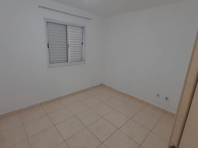 Apartamento 2 quartos e 1 banheiro, à venda, no bairro Jardim Arco-Íris em Cotia