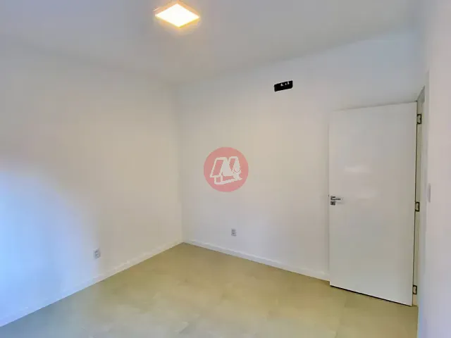 Apartamento com 85m² 1 quarto e 2 banheiros, para alugar, no bairro Independência em Porto Alegre