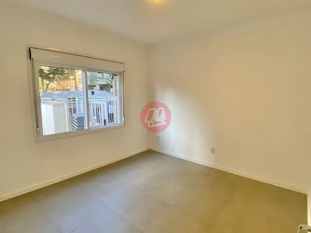 Apartamento com 85m² 1 quarto e 2 banheiros, para alugar, no bairro Independência em Porto Alegre