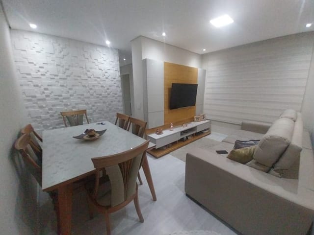Apartamento 2 quartos e 1 banheiro, à venda, no bairro Jardim Helena em Carapicuíba