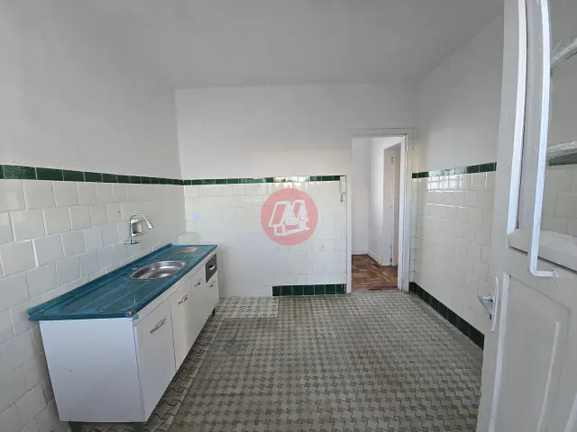 Apartamento 2 quartos e 1 banheiro, para alugar, no bairro Santa Cecília em Porto Alegre