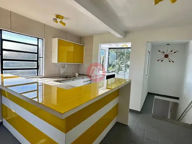 Apartamento com 80m² 2 quartos e 2 banheiros, para alugar, no bairro Vila Jardim em Porto Alegre