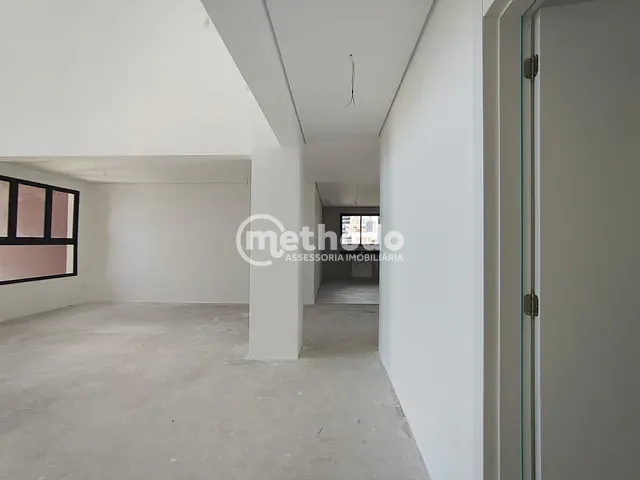 Apartamento com 2400m² 3 quartos e 4 banheiros, à venda, no bairro Cambuí em Campinas