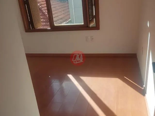 Apartamento com 100m² 3 quartos e 2 banheiros, para alugar, no bairro Passo da Areia em Porto Alegre