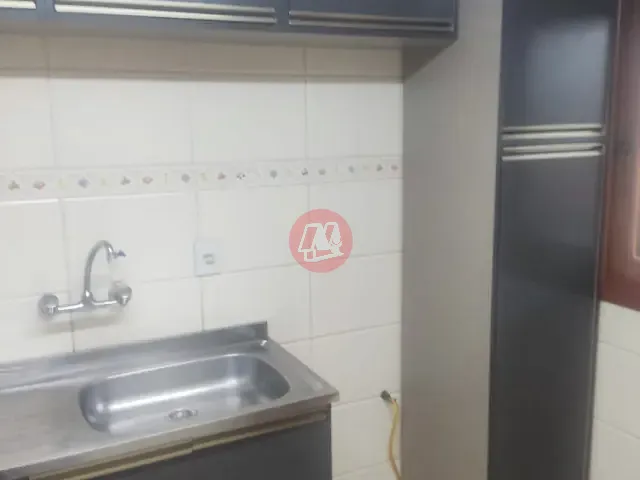 Apartamento com 100m² 3 quartos e 2 banheiros, para alugar, no bairro Passo da Areia em Porto Alegre